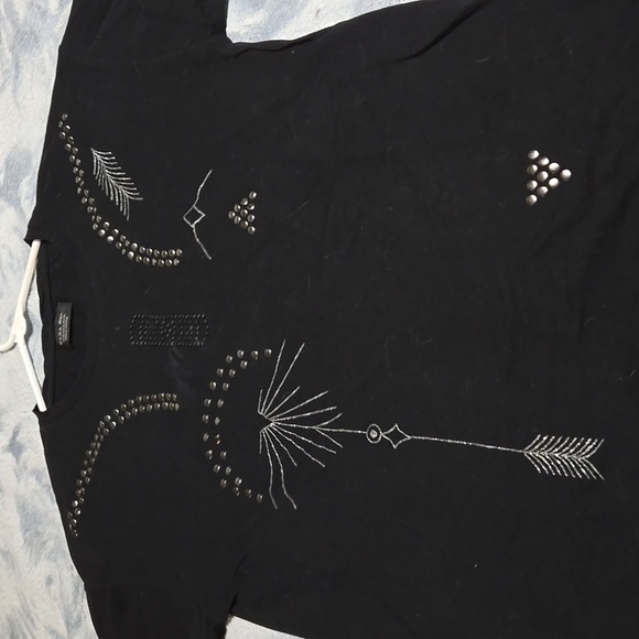 Zara Men Studded Crew Neck Tee/ T- Shirt Size M - Picture 3 of 3